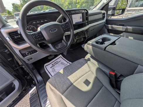 Used 2024 Ford F250 XLT image 16