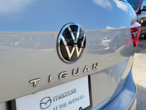 Used 2022 Volkswagen Tiguan S FWD image 8