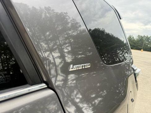 Used 2016 Toyota 4Runner Limited AWD/4WD image 25