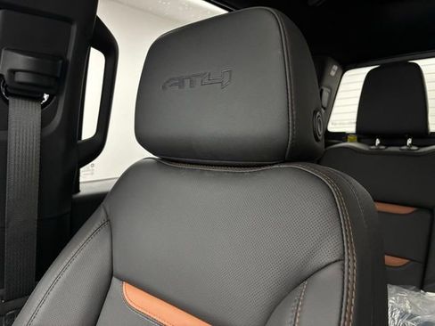 New 2025 GMC Sierra 1500 AT4 w/ AT4 Premium Package AWD/4WD image 47