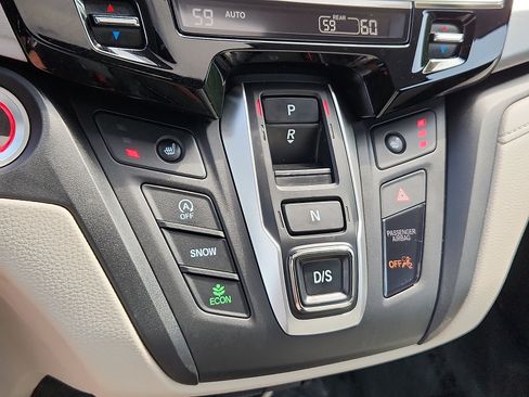 Certified 2025 Honda Odyssey EX-L image 16