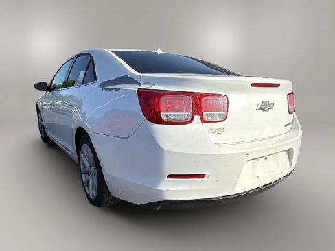 Used 2014 Chevrolet Malibu LT FWD image 3