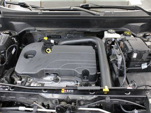 Used 2023 Chevrolet Equinox LT FWD image 30