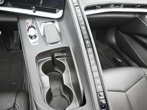 Used 2023 Chevrolet Corvette Stingray Preferred Conv w/ Battery Protection Package RWD image 17