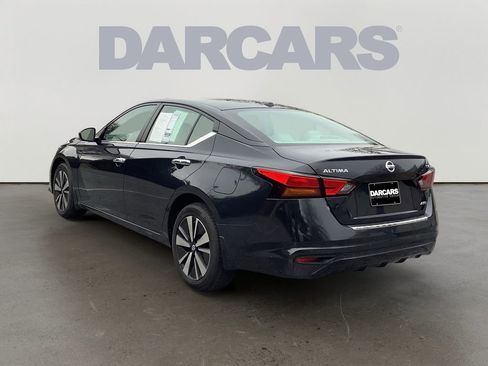 Certified 2022 Nissan Altima 2.5 SV image 5