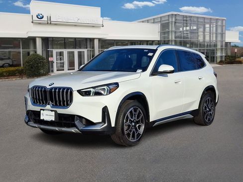Used 2025 BMW X1 xDrive28i w/ Technology Package AWD/4WD image 1