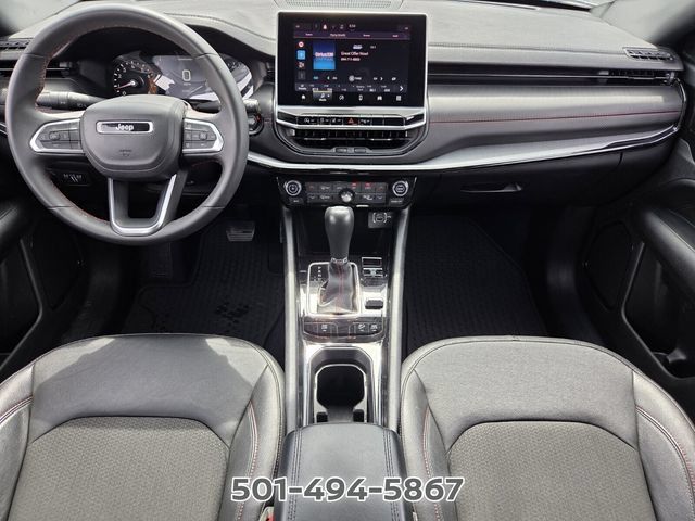 Used 2024 Jeep Compass Trailhawk AWD/4WD image 12
