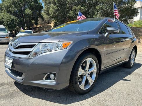 Used 2015 Toyota Venza XLE w/ XLE Premium Package FWD image 1