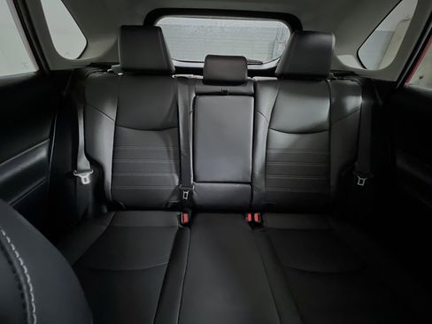 Used 2024 Toyota RAV4 XLE Premium image 33