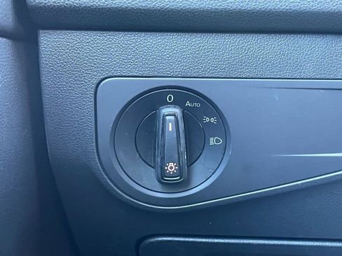 Used 2024 Volkswagen Tiguan S image 16