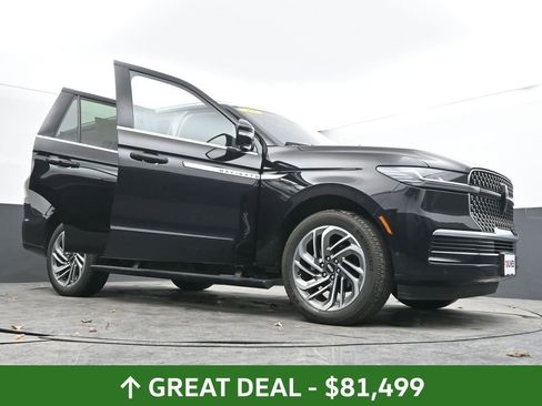 Used 2025 Lincoln Navigator Reserve AWD/4WD image 73
