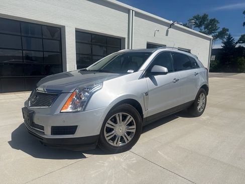 Used 2013 Cadillac SRX Luxury FWD image 1