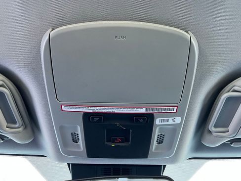 Used 2025 Toyota Camry LE image 16