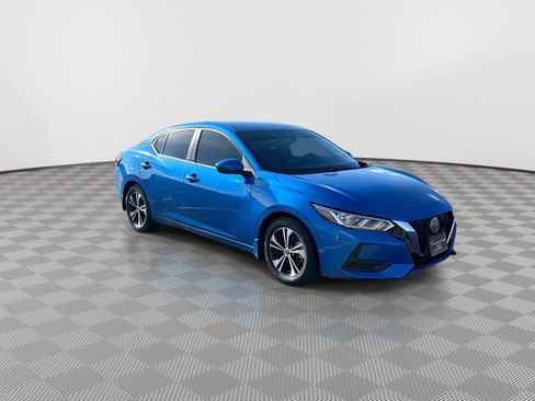 Used 2022 Nissan Sentra SV w/ Trunk Package image 2