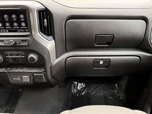 Used 2022 Chevrolet Silverado 1500 Custom AWD/4WD image 14