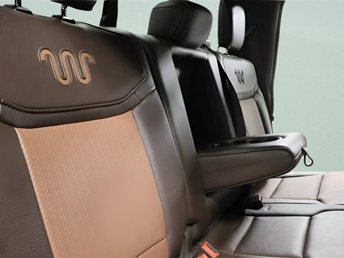 Used 2024 Ford F450 King Ranch w/ Chrome Package image 29