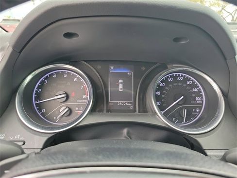 Used 2019 Toyota Camry SE image 16