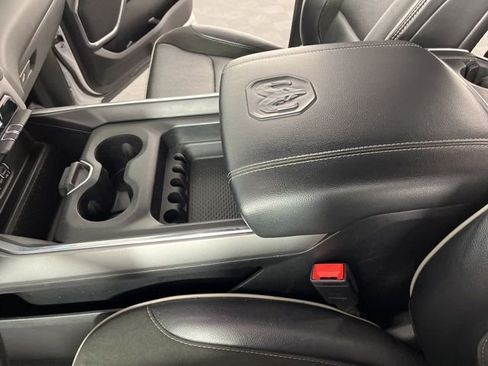 Used 2024 RAM 1500 Laramie image 30