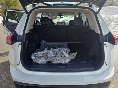 New 2026 Nissan Rogue SV image 16