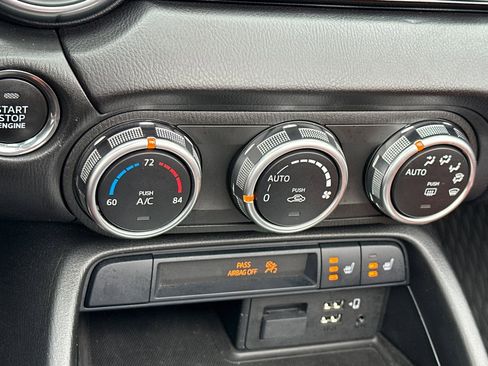 Used 2022 MAZDA MX-5 Miata Grand Touring w/ Weather Package image 21