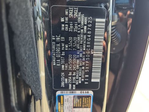Certified 2024 Kia Telluride SX Prestige AWD/4WD image 37