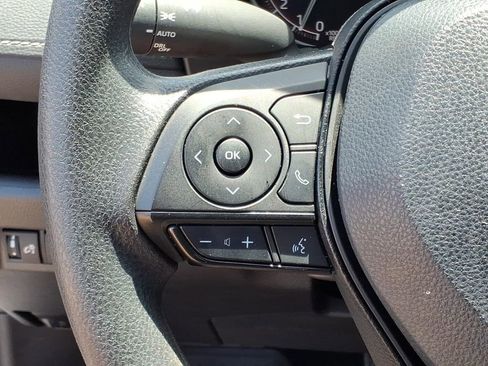 Used 2024 Toyota RAV4 XLE FWD image 19
