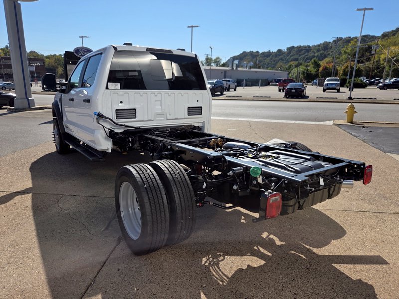 New 2027 Ford F550 4x4 Crew Cab Super Duty w/ XL Chrome Package image 5