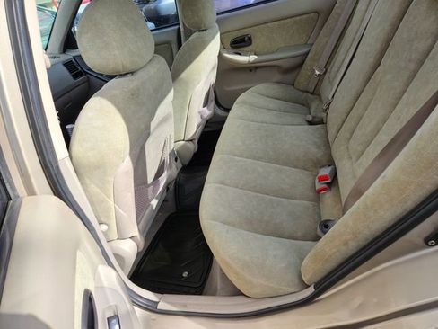 Used 2003 Hyundai Elantra GLS image 10