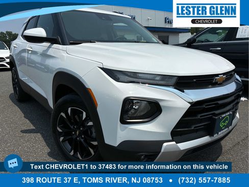 Certified 2023 Chevrolet TrailBlazer LT w/ Convenience Package FWD image 1