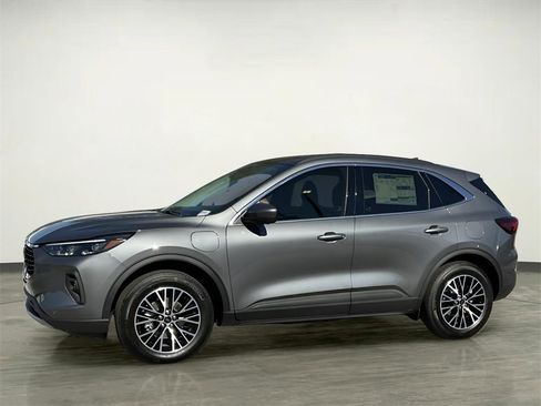 New 2025 Ford Escape SE w/ PHEV Premium Package image 2