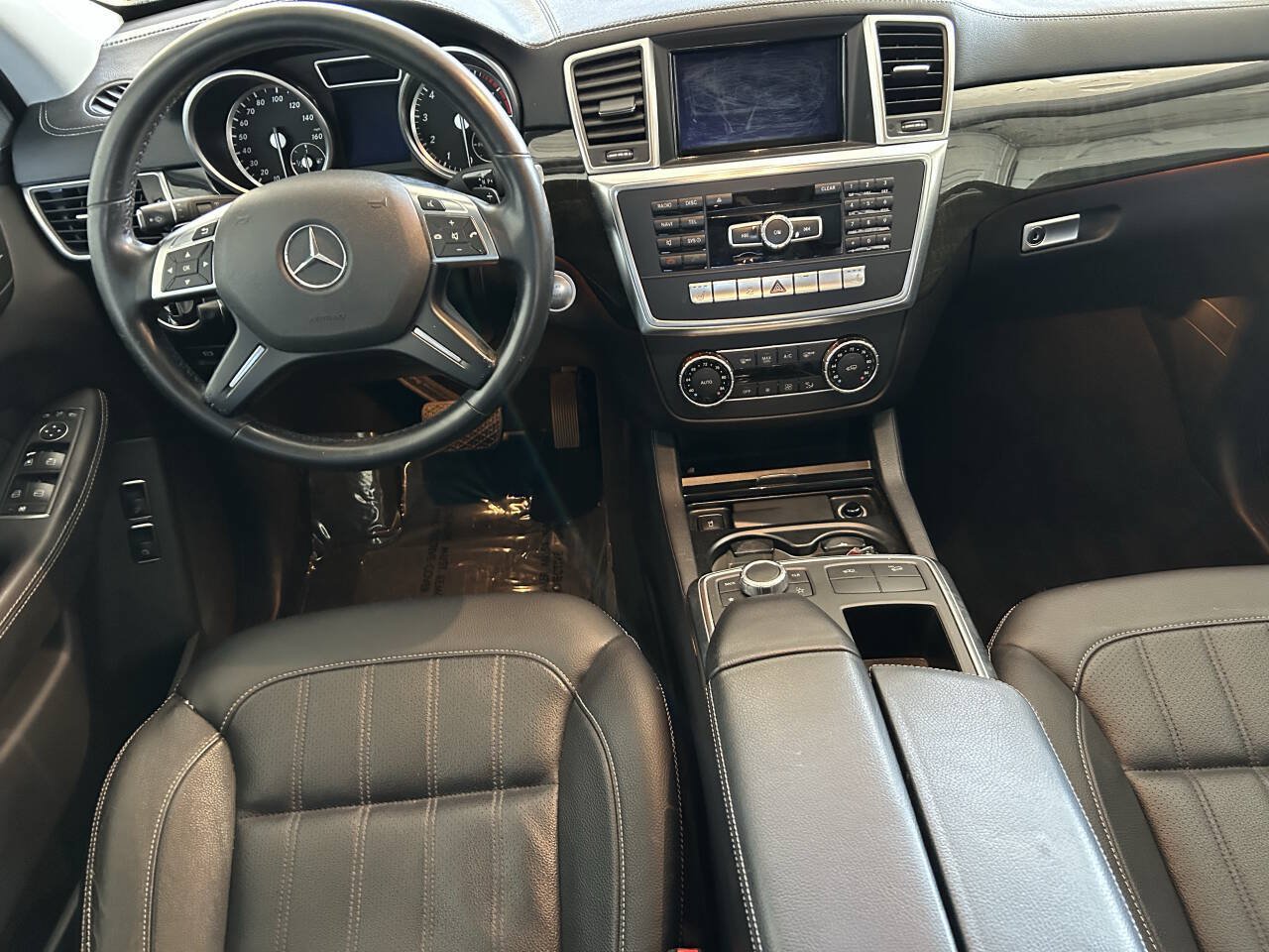 Used 2016 Mercedes-Benz GL 450 4MATIC image 35