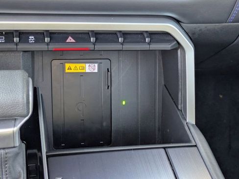 Used 2024 Toyota Tundra Platinum image 17