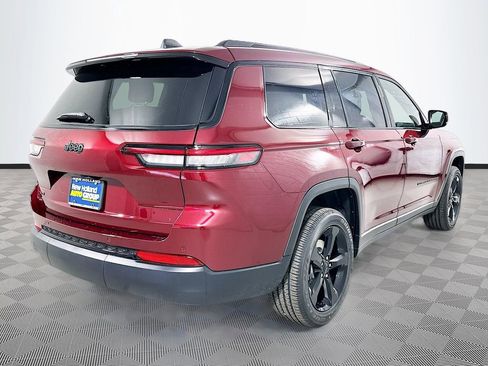 New 2025 Jeep Grand Cherokee L Altitude AWD/4WD image 5