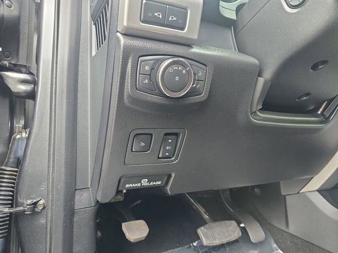 Used 2019 Ford F250 Platinum w/ Platinum Ultimate Package image 22