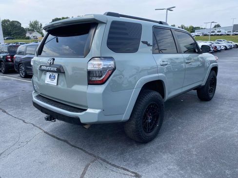 Used 2023 Toyota 4Runner TRD Off-Road Premium w/ Off Road Premium Plus Package AWD/4WD image 7