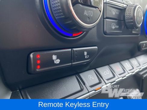 Used 2020 Chevrolet Silverado 1500 LT w/ All-Star Edition image 26