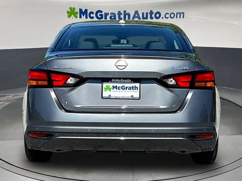 Used 2025 Nissan Altima 2.5 SV FWD image 7