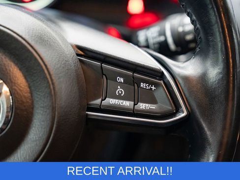 Used 2017 MAZDA MAZDA3 Touring image 15