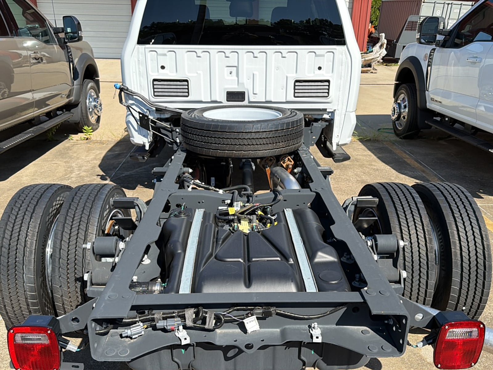 New 2026 Ford F450 Lariat AWD/4WD image 10