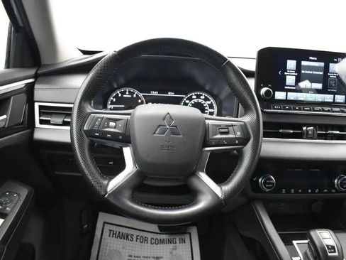 Used 2024 Mitsubishi Outlander Ralliart image 20