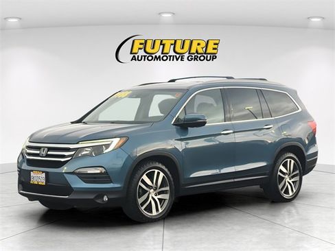 Used 2016 Honda Pilot Touring image 5