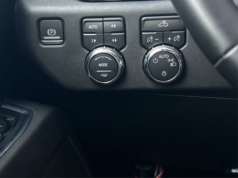 Certified 2023 GMC Sierra 1500 SLE w/ X31 Off-Road Package image 21