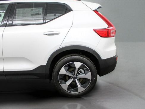 New 2026 Volvo XC40 B4 Plus w/ Protection Package Premier FWD image 34