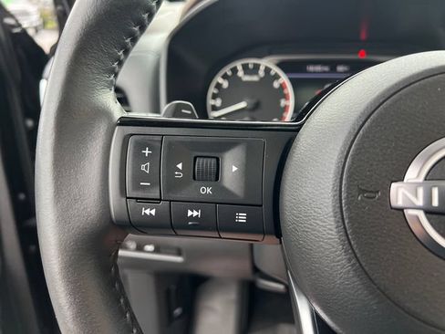 Used 2023 Nissan Rogue SV w/ SV Premium B Package AWD/4WD image 16