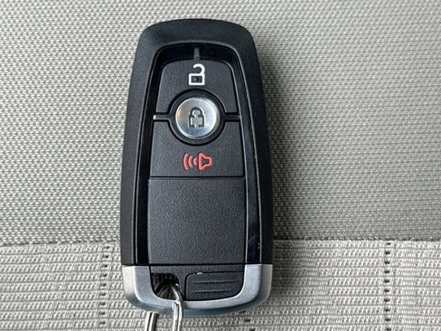 Used 2018 Ford EcoSport SE FWD image 26