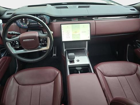 Certified 2024 Land Rover Range Rover Long Wheelbase Autobiography AWD/4WD image 10