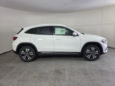 New 2026 Mercedes-Benz GLA 250 image 3