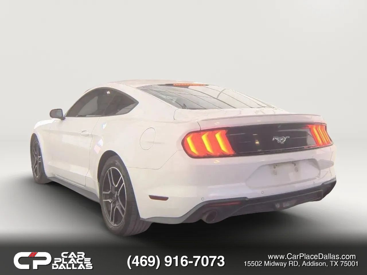 Used 2020 Ford Mustang Premium RWD image 3