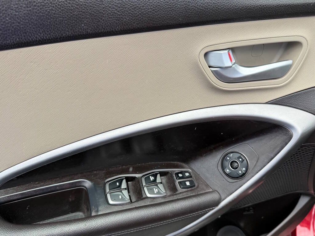 Used 2016 Hyundai Santa Fe Sport w/ Option Group 02 FWD image 9
