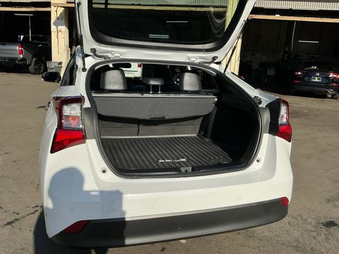 Used 2022 Toyota Prius Nightshade image 25